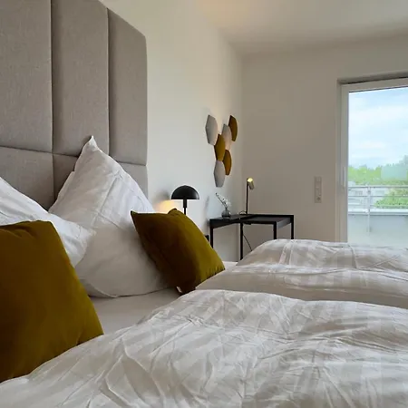 Aryve Boutique-apartment Dresdner Penthouse Mit Dachterrasse - Tiefgaragenstellplaetze - Design-interieur Appartement *