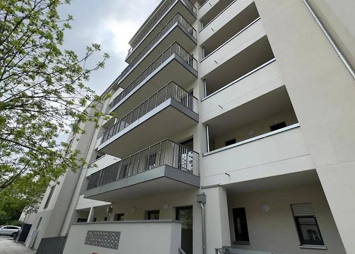 Aryve Boutique-apartment Dresdner Penthouse Mit Dachterrasse - Tiefgaragenstellplaetze - Design-interieur