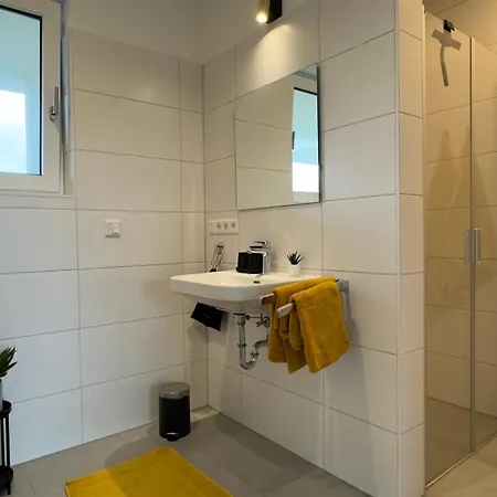 Aryve Boutique-apartment Dresdner Penthouse Mit Dachterrasse - Tiefgaragenstellplaetze - Design-interieur Drezda